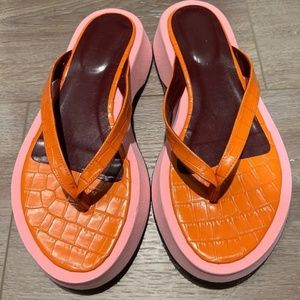Staud flip flop Sandals size 39-40